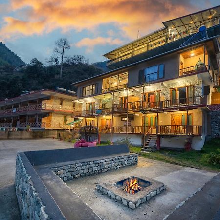 Sharda Resort-Tirthan Valley Banjar ภายนอก รูปภาพ